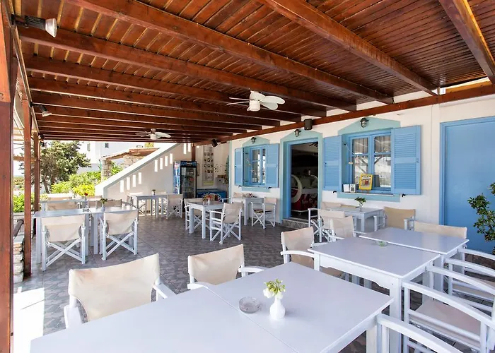 Theologos * Antiparos Town