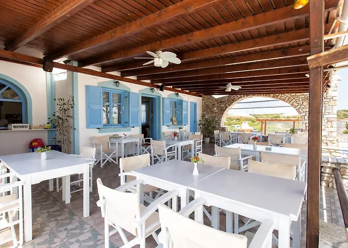 Theologos * Antiparos Town